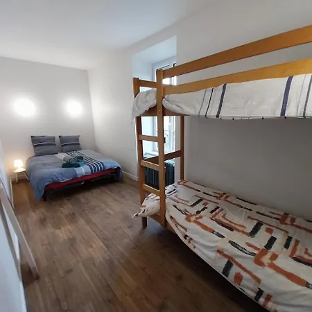 Casa de Férias Chez Lilian & Isa - 6 - 8 Personnes Pouzauges