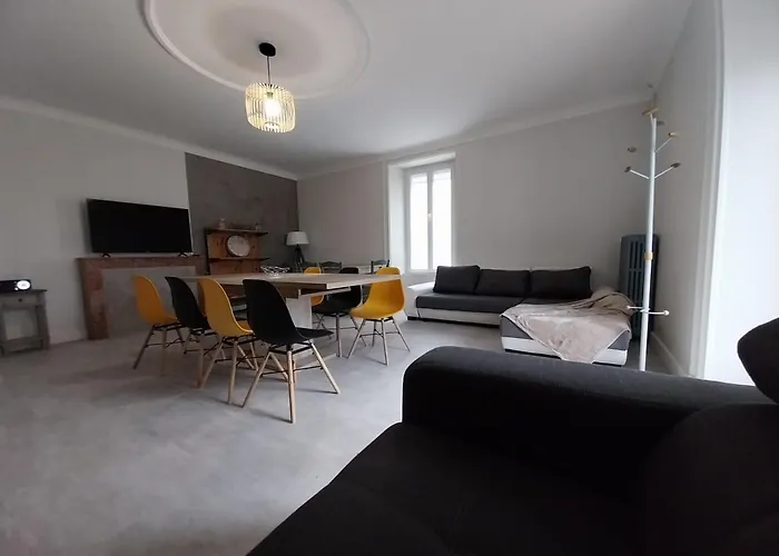 Chez Lilian & Isa - 8 Personnes * Pouzauges