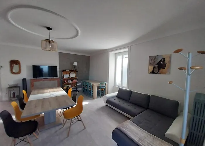 Chez Lilian & Isa - 8 Personnes Hébergement de vacances